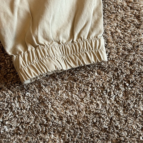 Men’s Large Khaki Pants - Picture 5 of 10